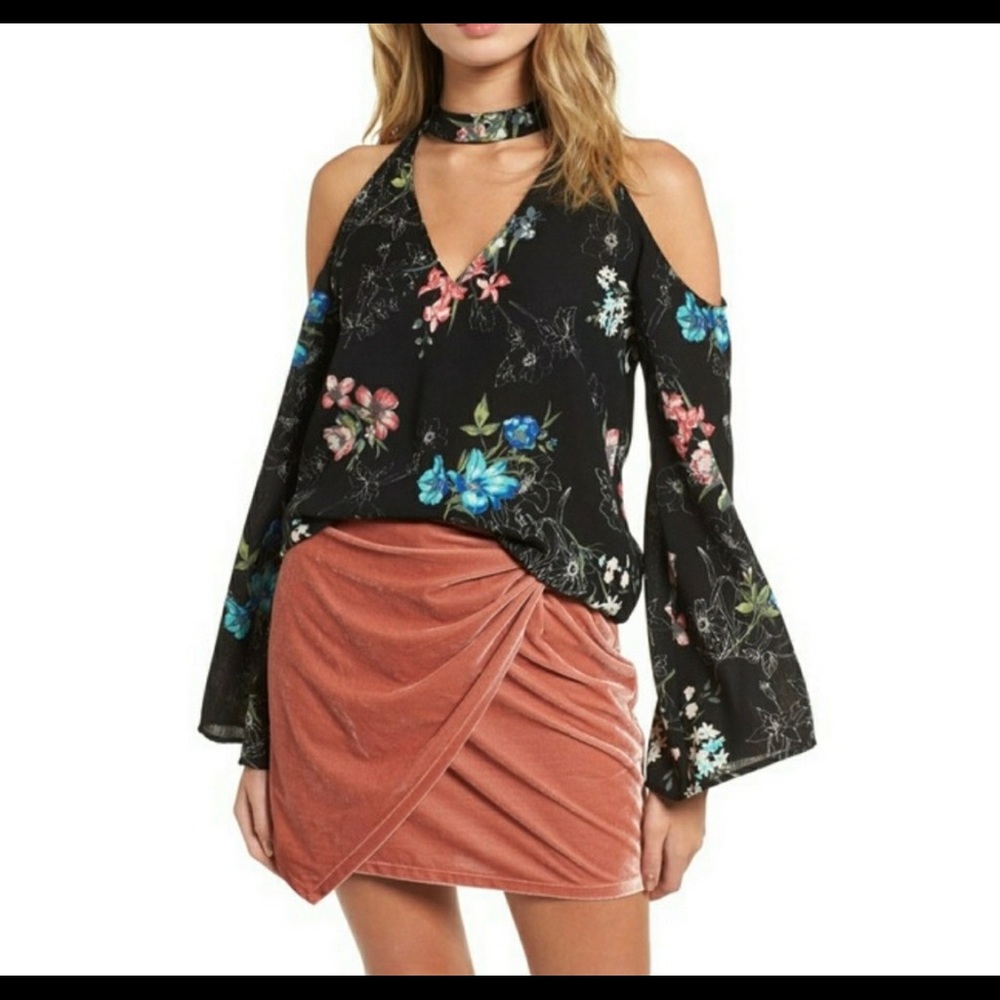 Cold shoulder top